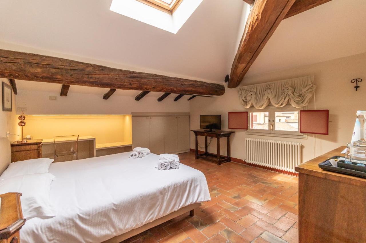 Casa Isolani Charms Rooms Santo Stefano Болонья Экстерьер фото