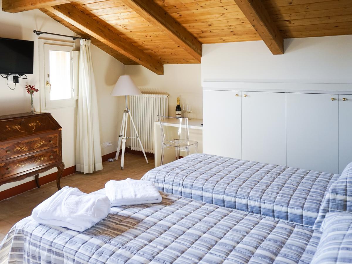 Casa Isolani Charms Rooms Santo Stefano Болонья Экстерьер фото