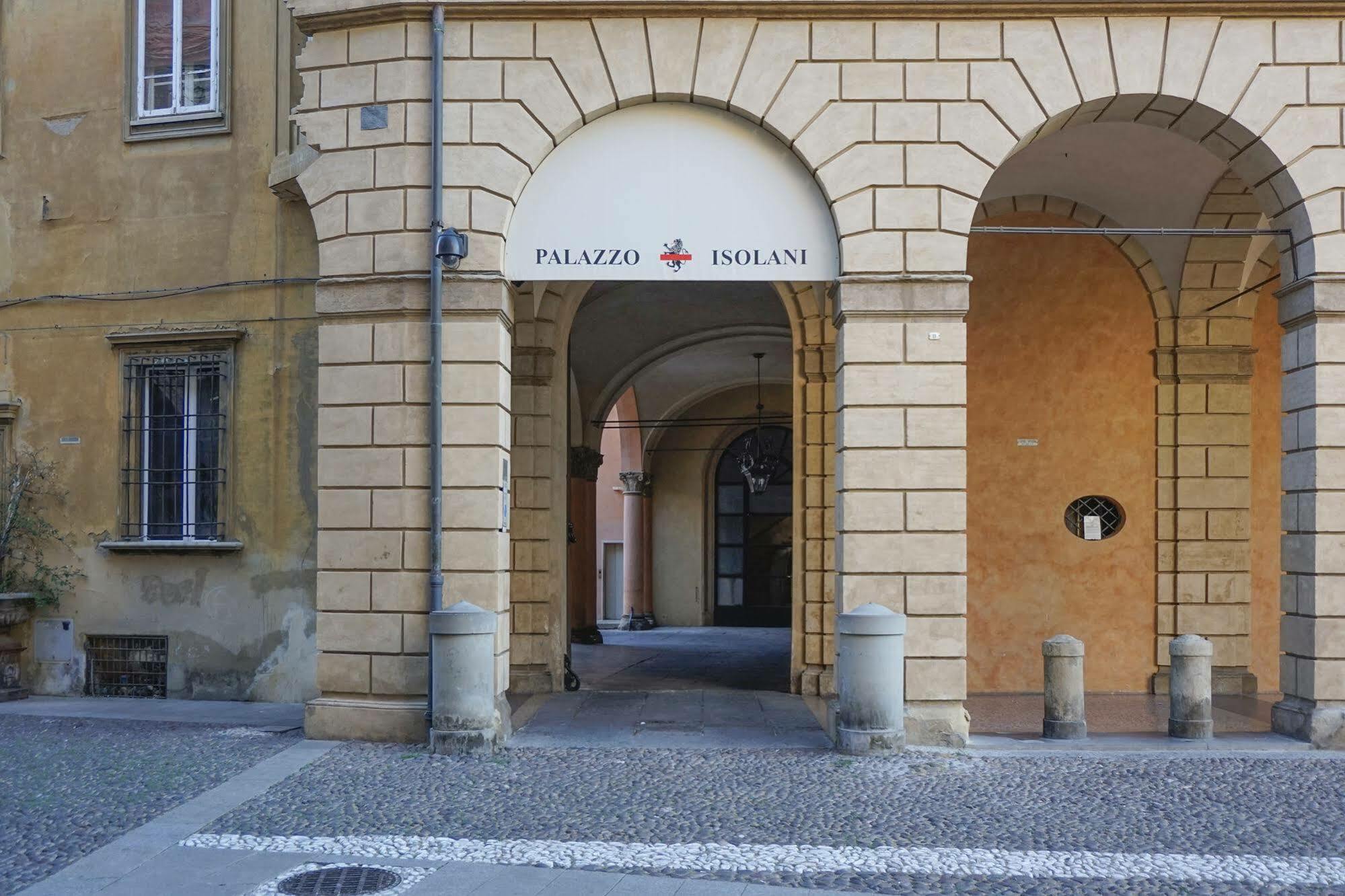 Casa Isolani Charms Rooms Santo Stefano Болонья Экстерьер фото